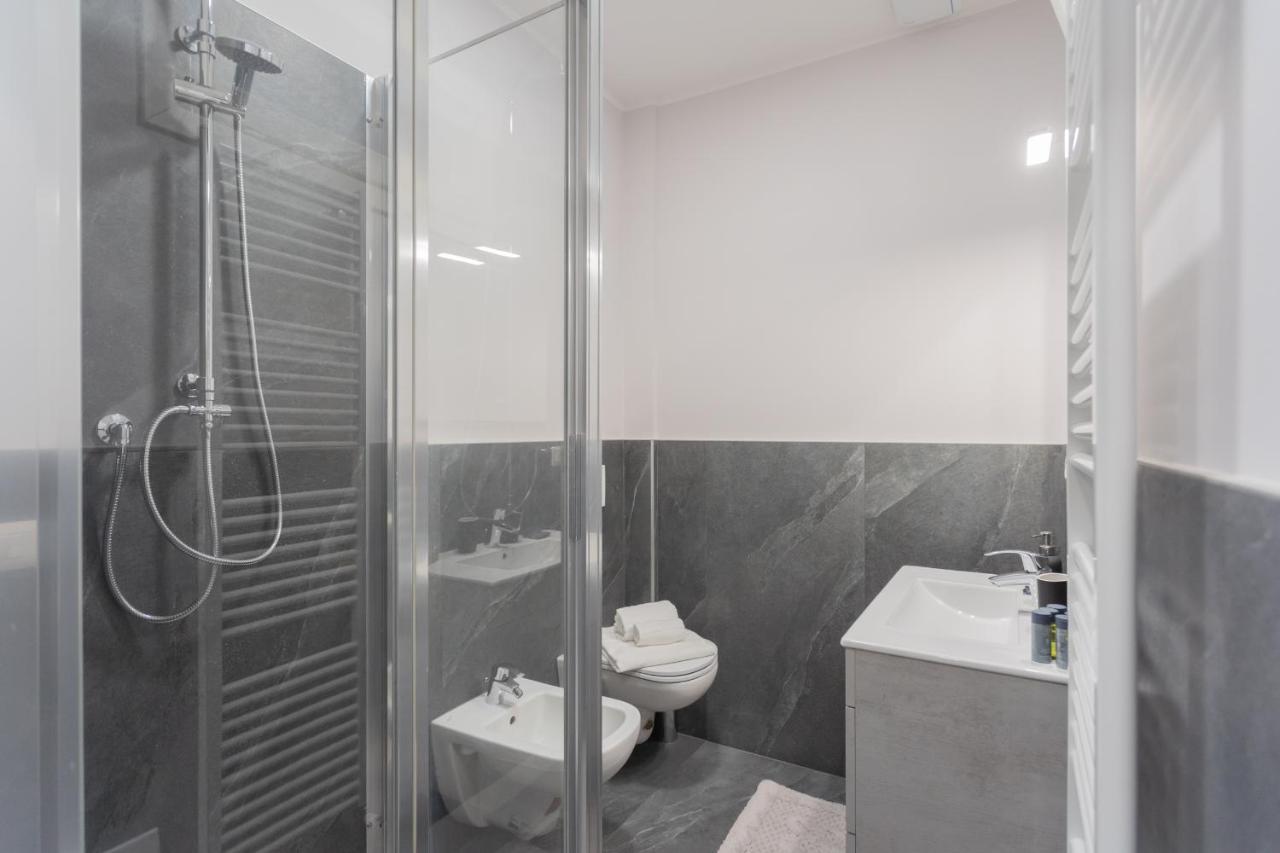 Sant'Agostino Apartments By Rent All 科莫 外观 照片