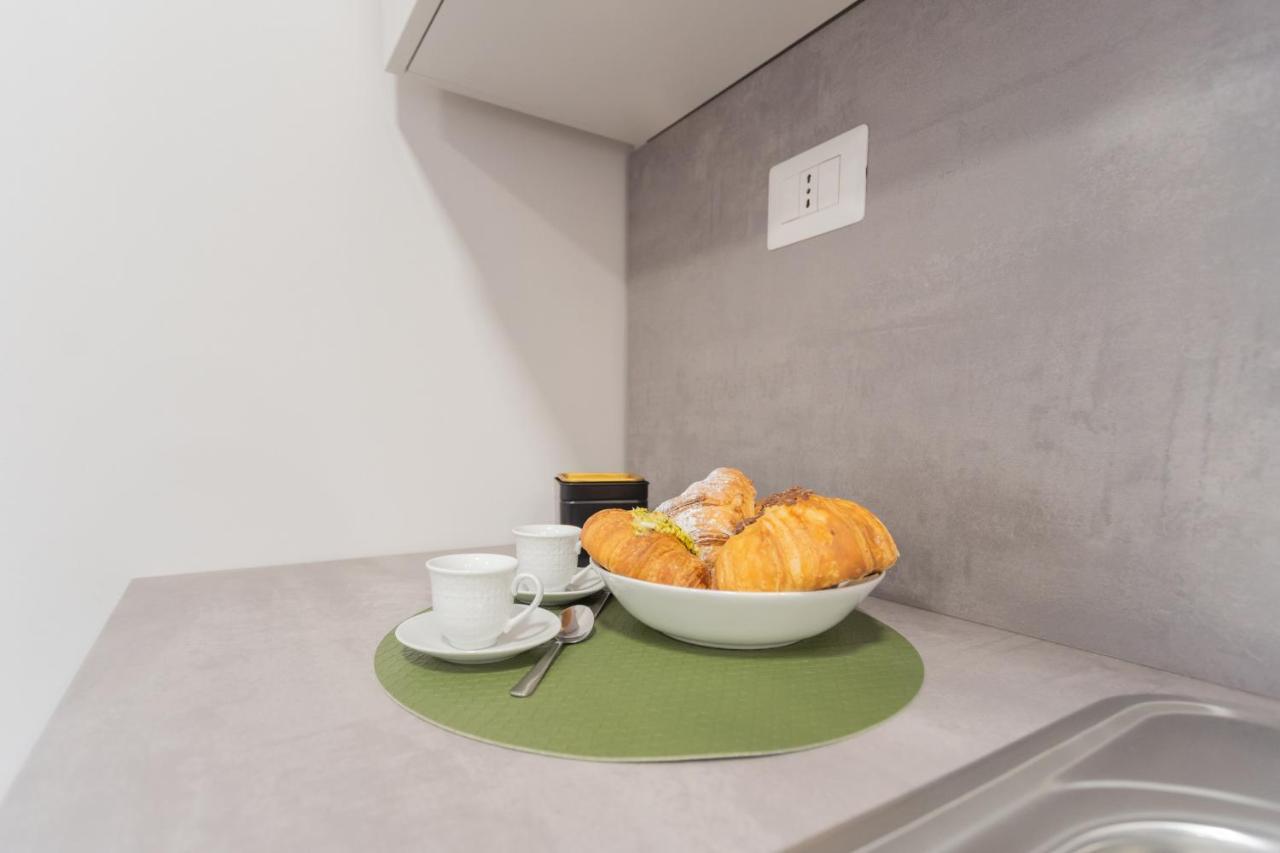 Sant'Agostino Apartments By Rent All 科莫 外观 照片