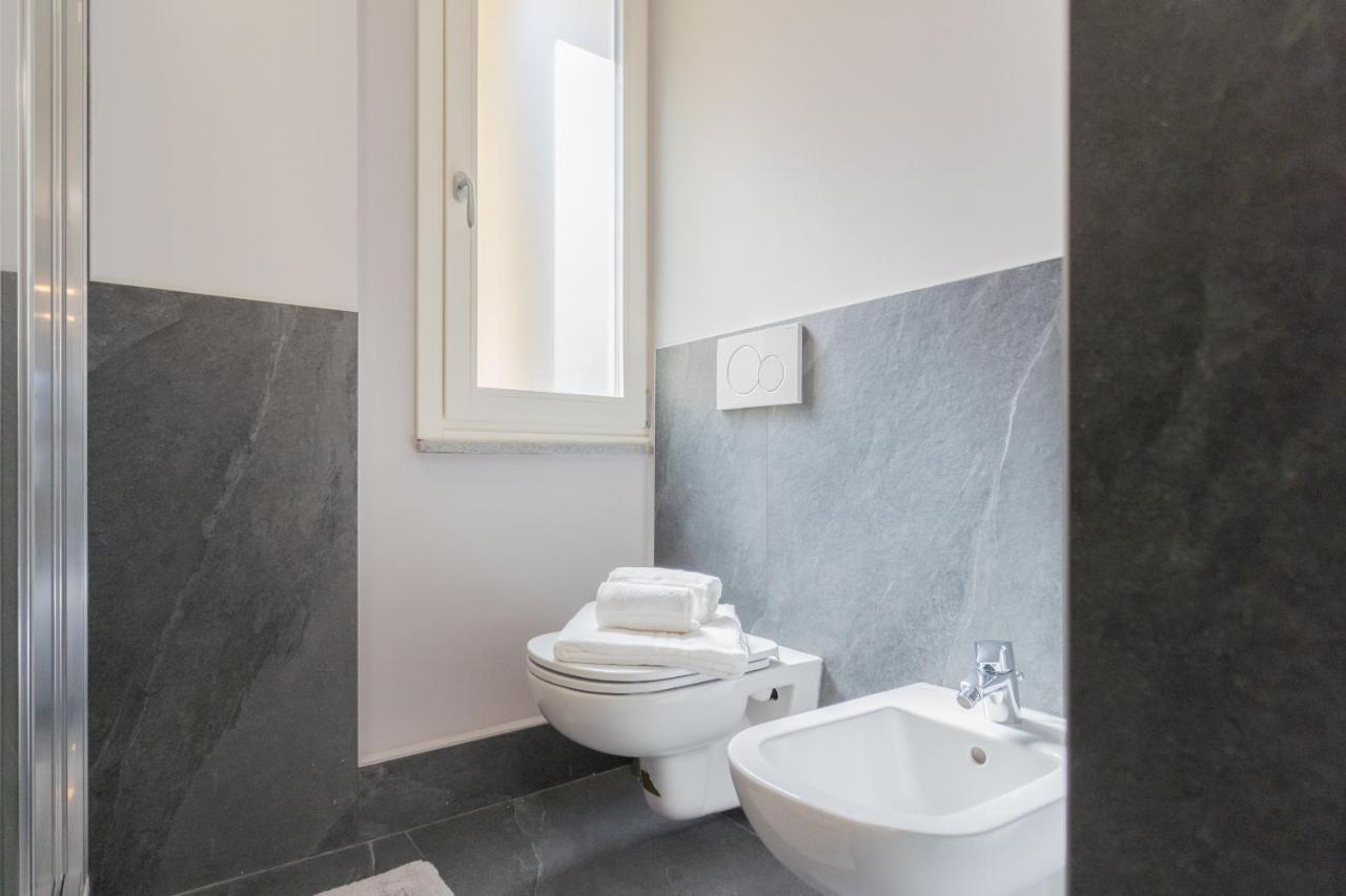 Sant'Agostino Apartments By Rent All 科莫 外观 照片