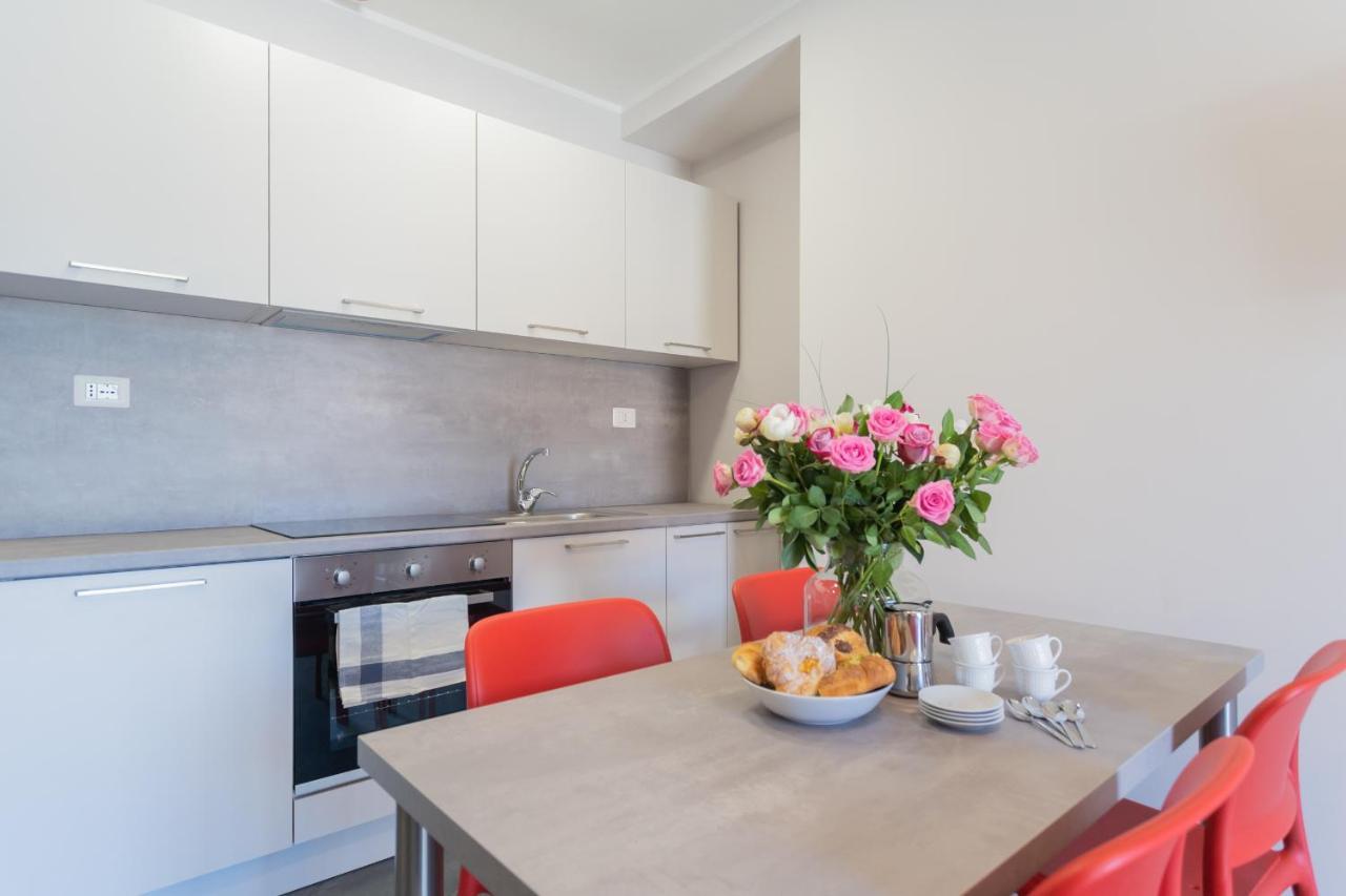 Sant'Agostino Apartments By Rent All 科莫 外观 照片